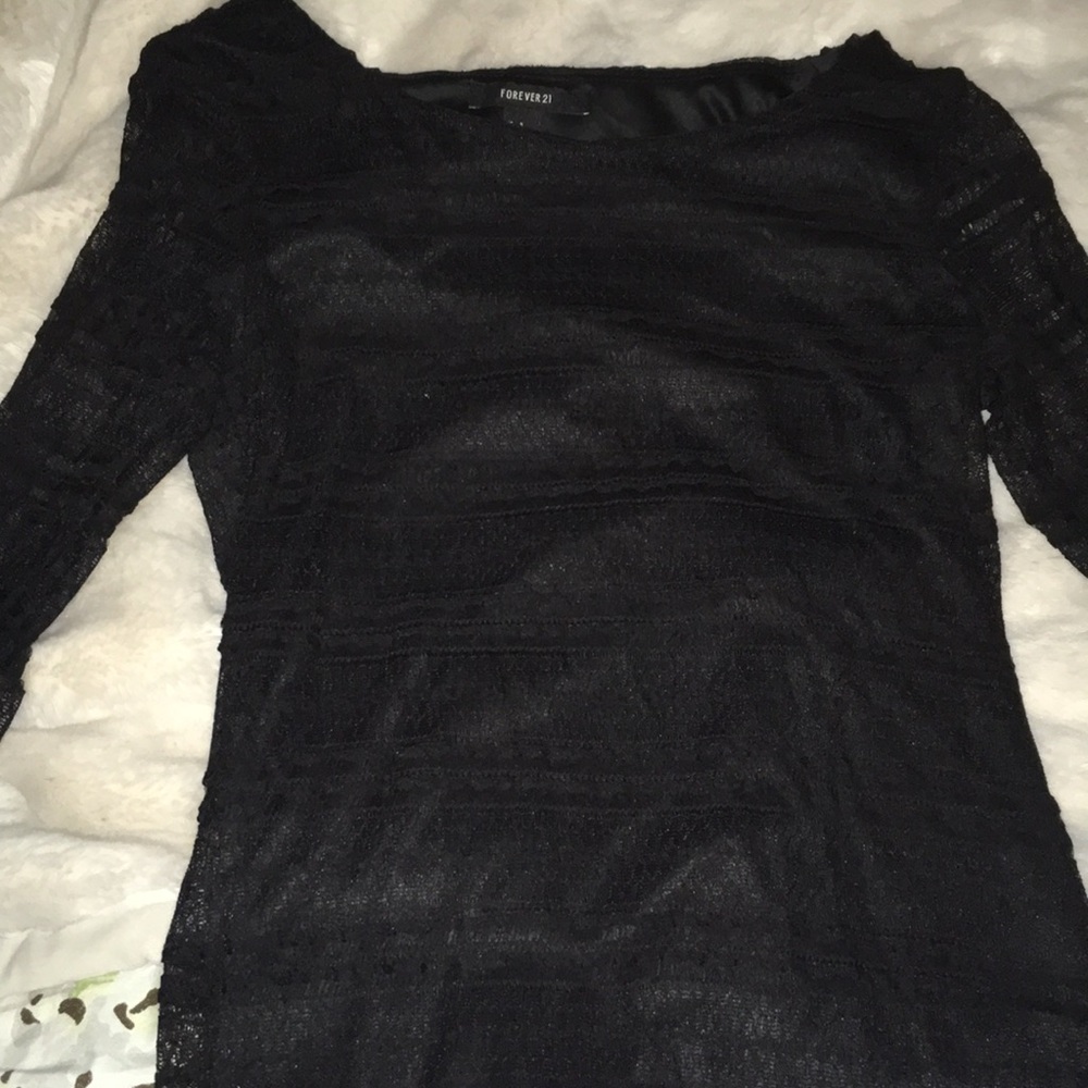 Black lace bodycon dress